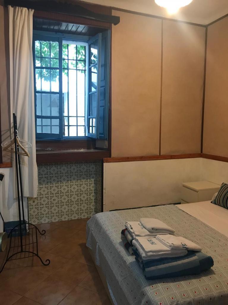 Seneca Hostel Kordoba Bagian luar foto