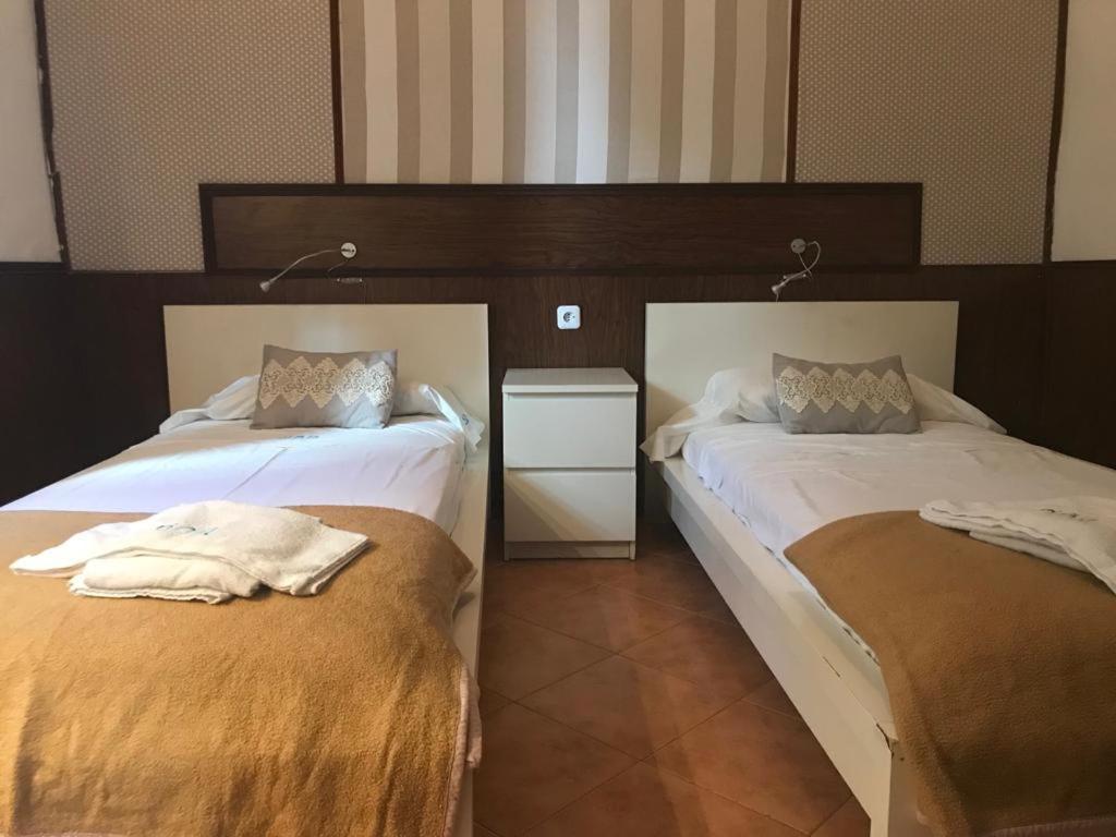 Seneca Hostel Kordoba Bagian luar foto
