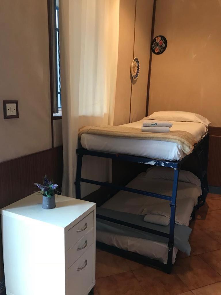 Seneca Hostel Kordoba Bagian luar foto
